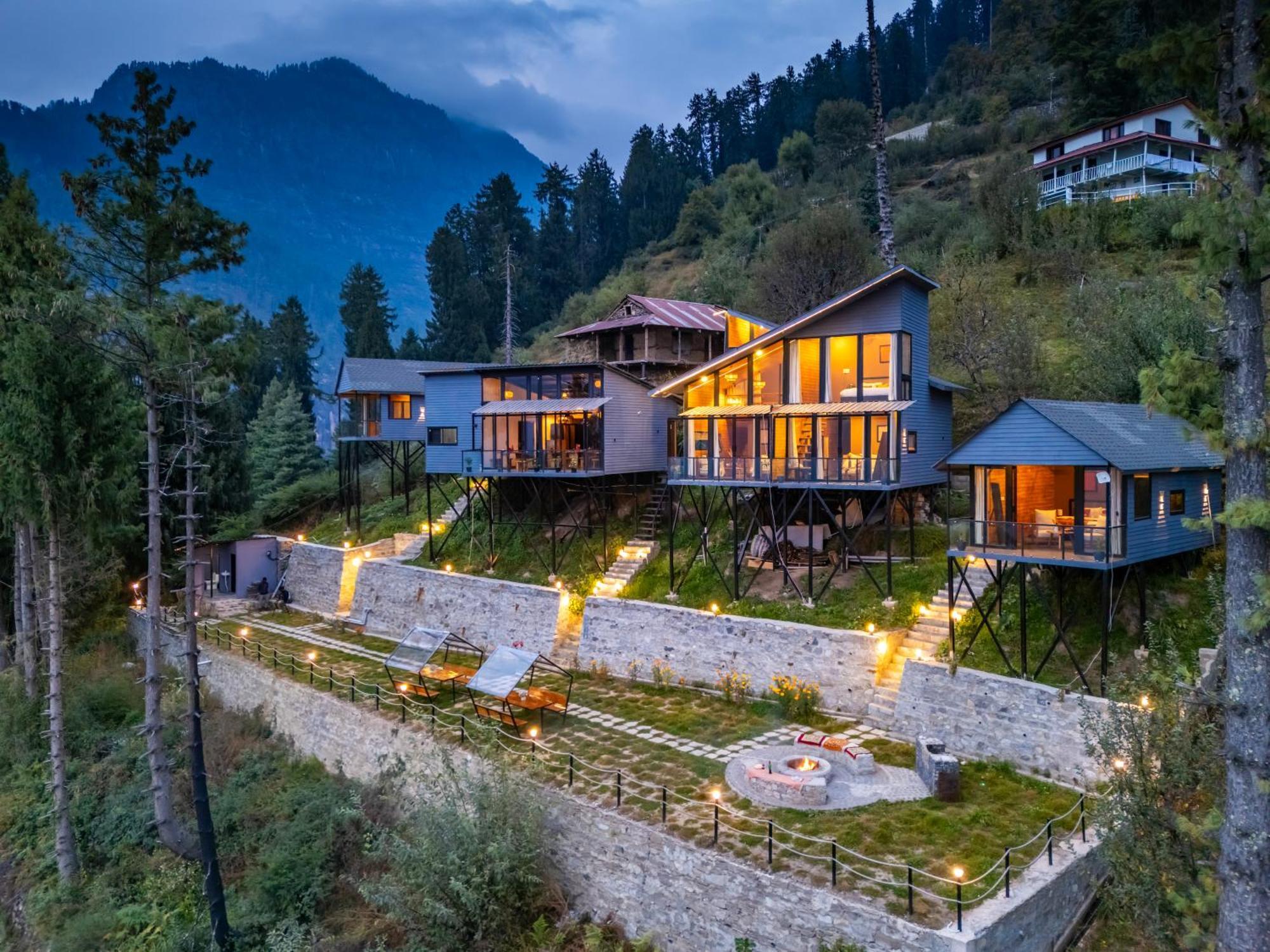 Montane Chalet , Sethan Манали Экстерьер фото