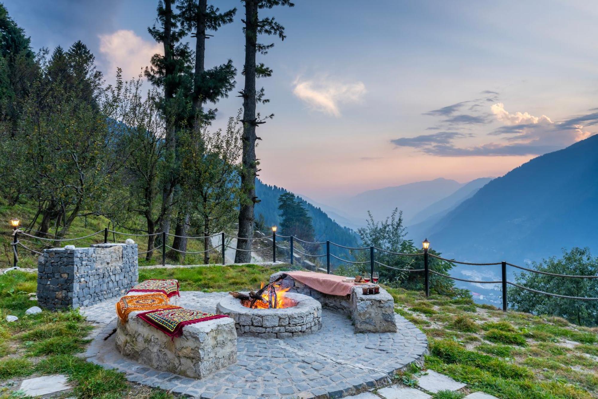 Montane Chalet , Sethan Манали Экстерьер фото